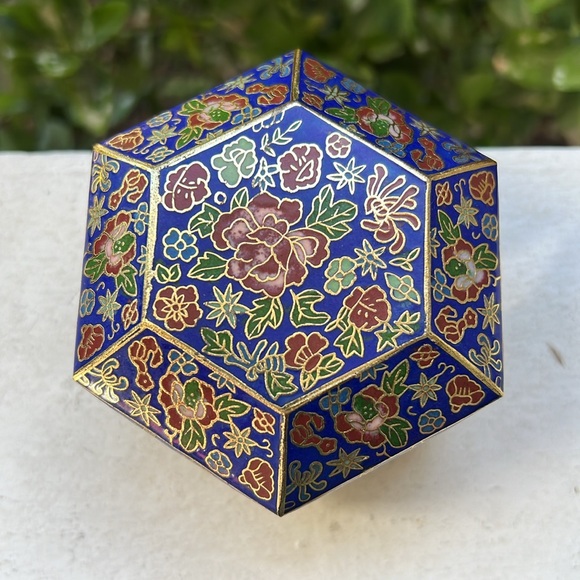 Colorful Floral Decorative Box - Picture 5 of 17